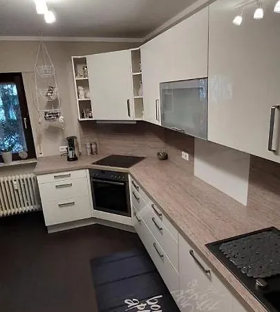 Schone 3 Apartment